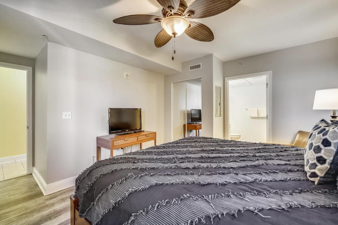 Emerald Beach #1227 By Book That Condo Panama City Beach Exteriör bild
